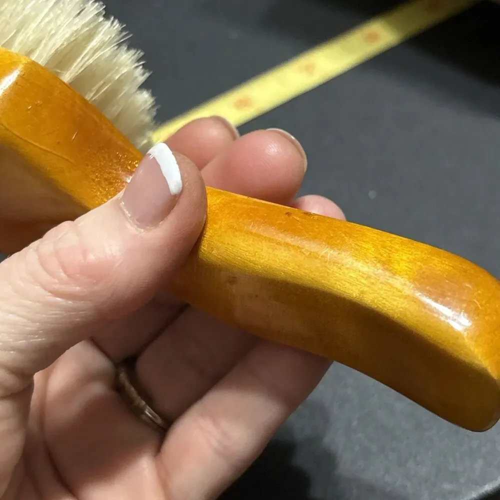 RARE VINTAGE SWANK WEST GERMANY  WOOD Lacquered? HANDLE BRUSH Nylon Bristle